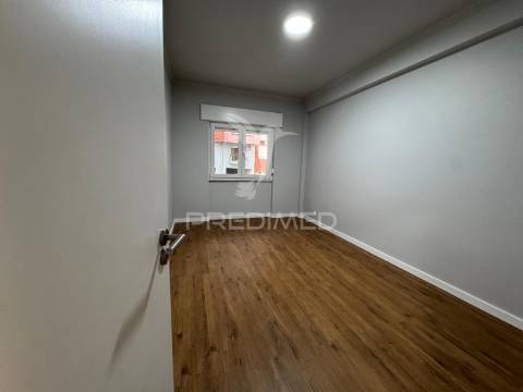 Apartamento t3 quatro caminhos