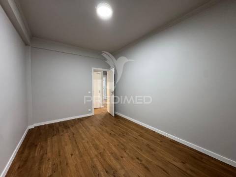 Apartamento t3 quatro caminhos