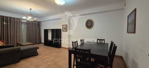 Apartamento t3 - lamaçães