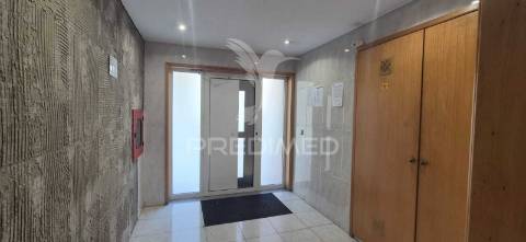 Apartamento t3 - lamaçães