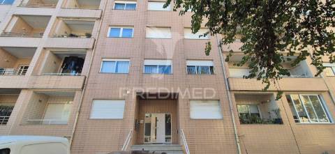 Apartamento t3 - lamaçães