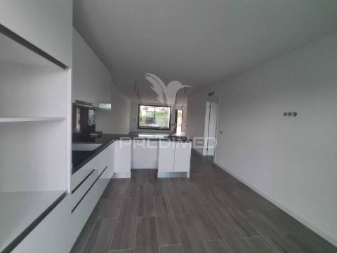 T4 tavira com piscina