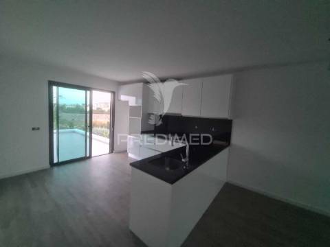 T4 tavira com piscina