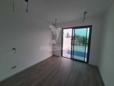 T4 tavira com piscina