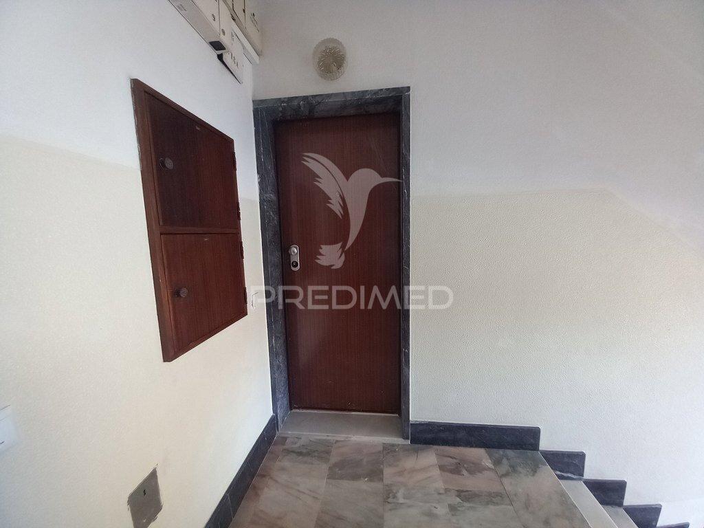 T2 ericeira com terraço