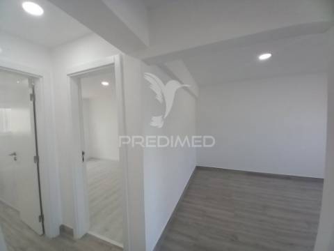 T2 ericeira com terraço