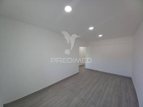 T2 ericeira com terraço