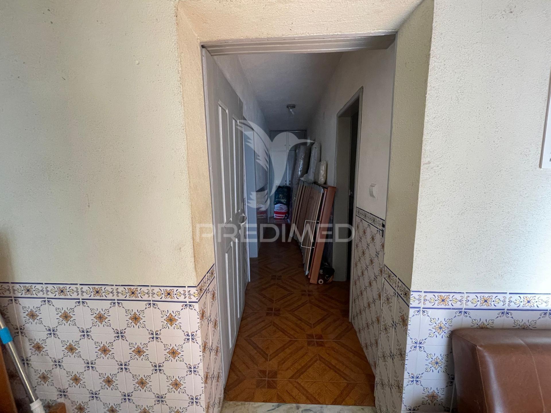Moradia t3 + anexos casas da ribeira, cardigos