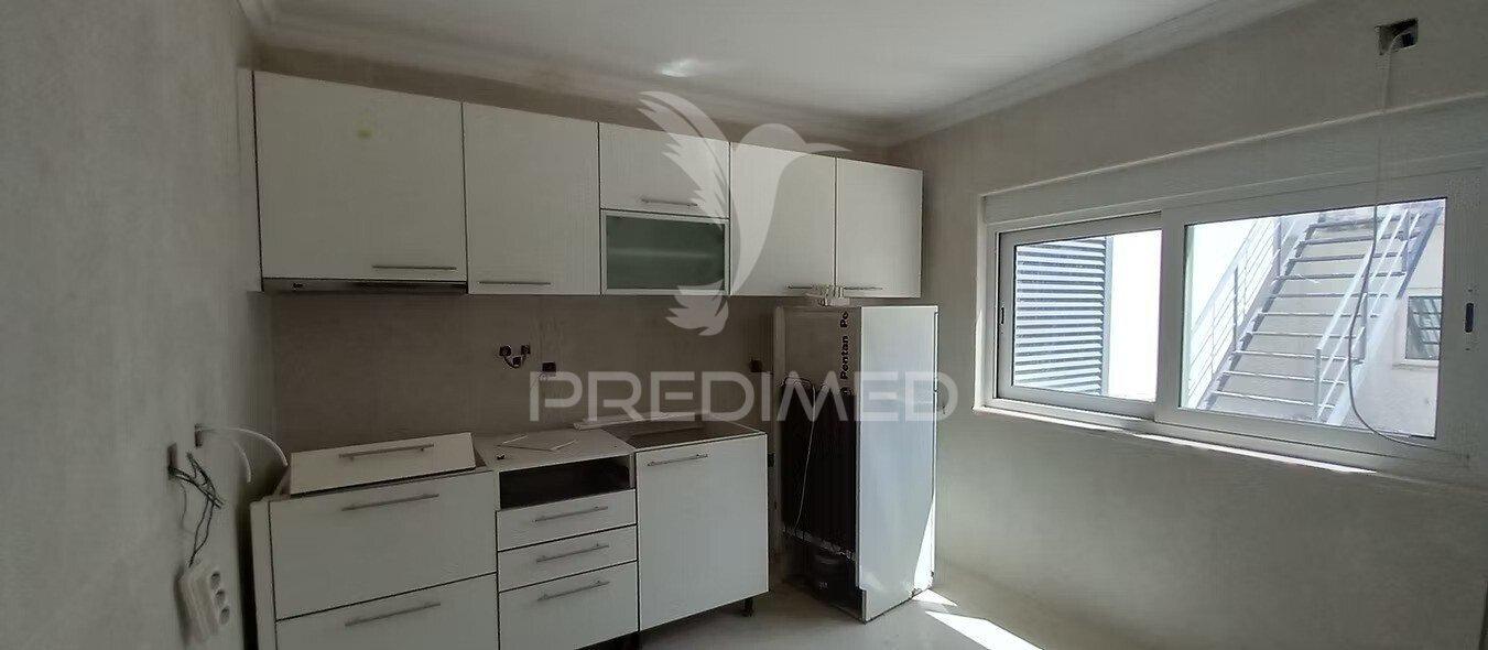 Moradia t5 foros de amora remodelada