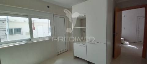 Moradia t5 foros de amora remodelada