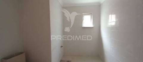 Moradia t5 foros de amora remodelada