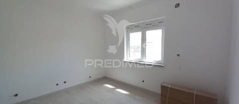 Moradia t5 foros de amora remodelada