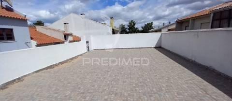 Moradia t5 foros de amora remodelada