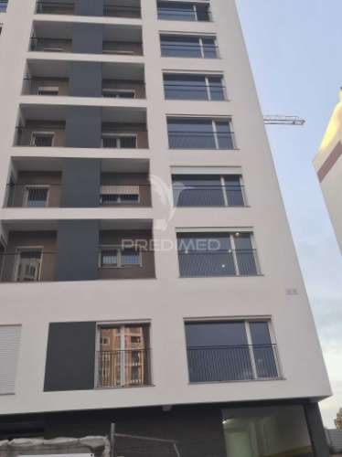 T2 novo santa marta do pinhal