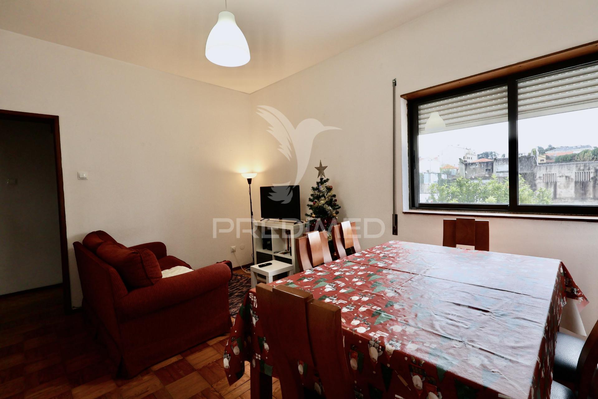Apartamento t2 – cruzamento de monte dos burgos, porto