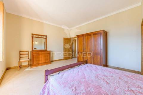 Vende-se quinta em cabeceiras de basto