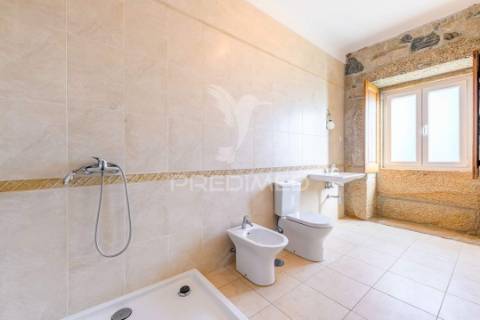 Vende-se quinta em cabeceiras de basto