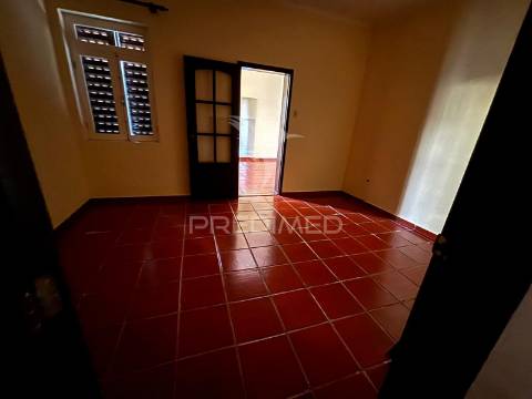 Moradia t3 – nossa senhora da conceição, angra do heroísmo