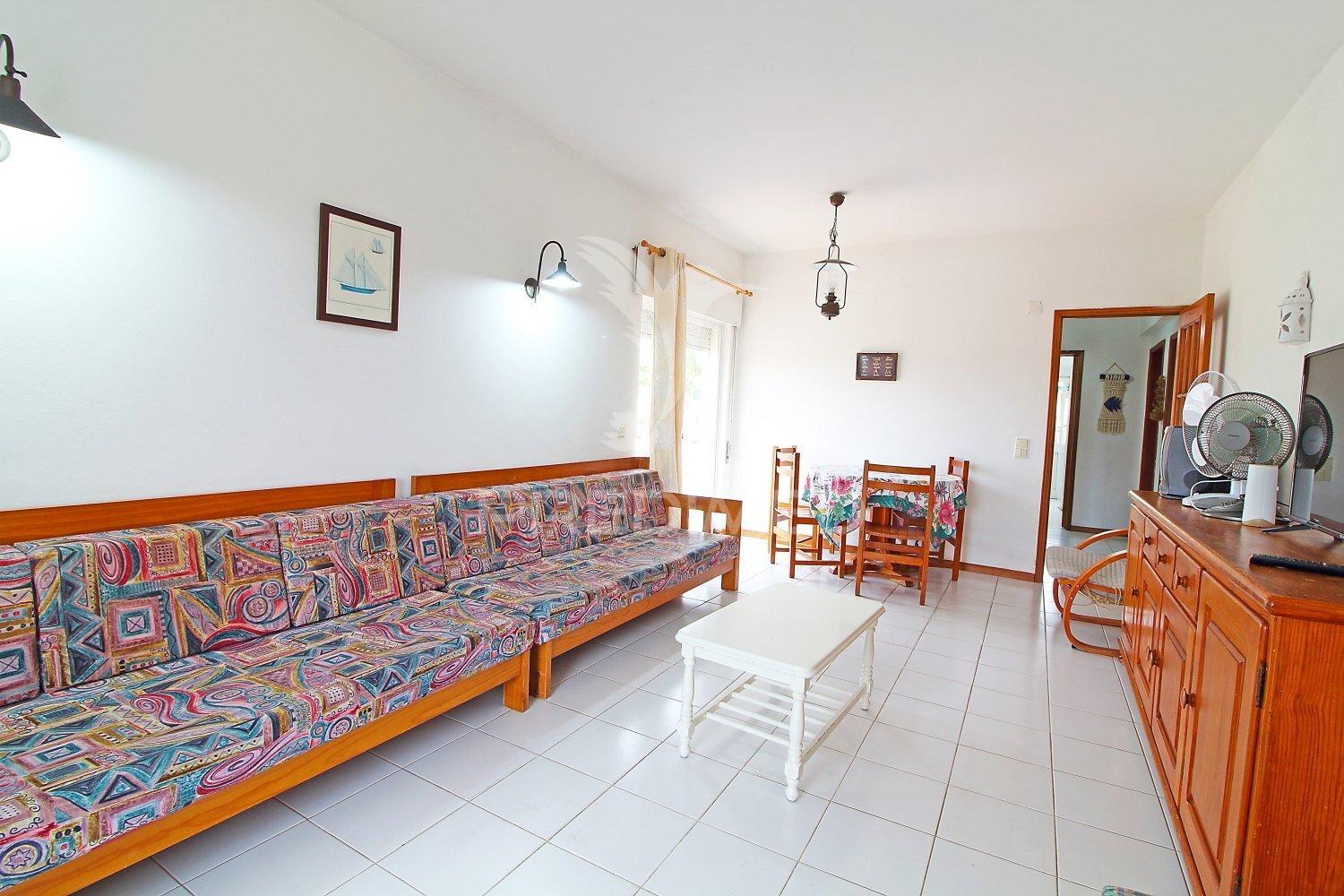 Apartamento t2 para arrendamento anual – olhos de água, albufeira