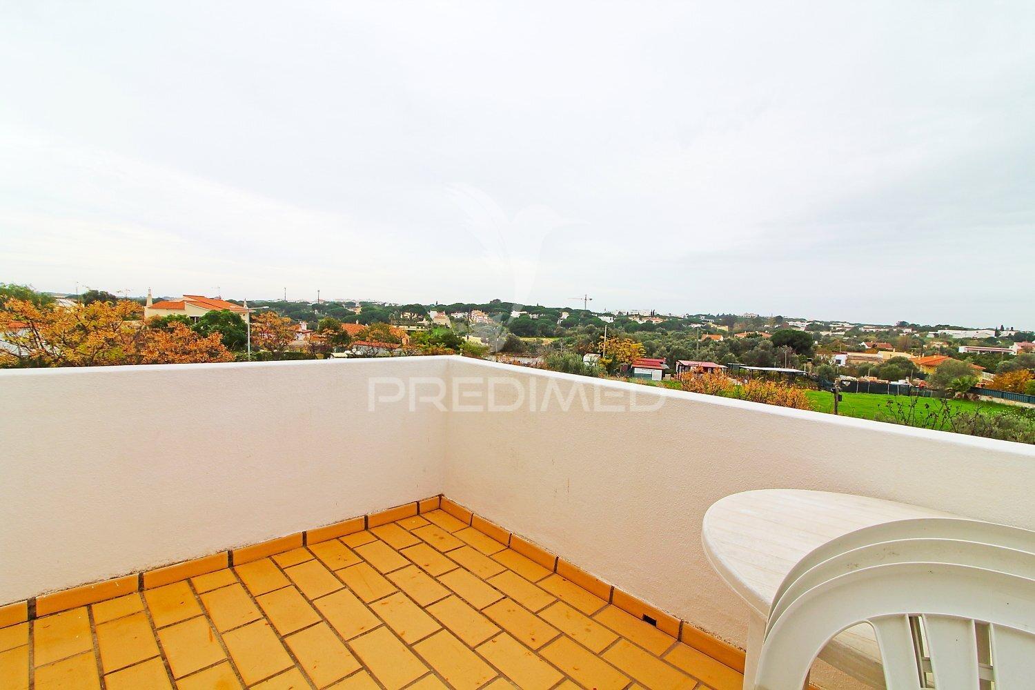 Apartamento t2 para arrendamento anual – olhos de água, albufeira