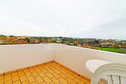 Apartamento t2 para arrendamento anual – olhos de água, albufeira