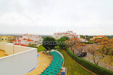 Apartamento t2 para arrendamento anual – olhos de água, albufeira