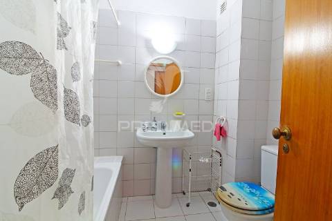 Apartamento t2 para arrendamento anual – olhos de água, albufeira