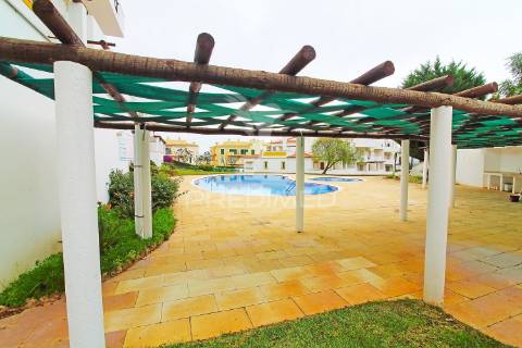 Apartamento t2 para arrendamento anual – olhos de água, albufeira