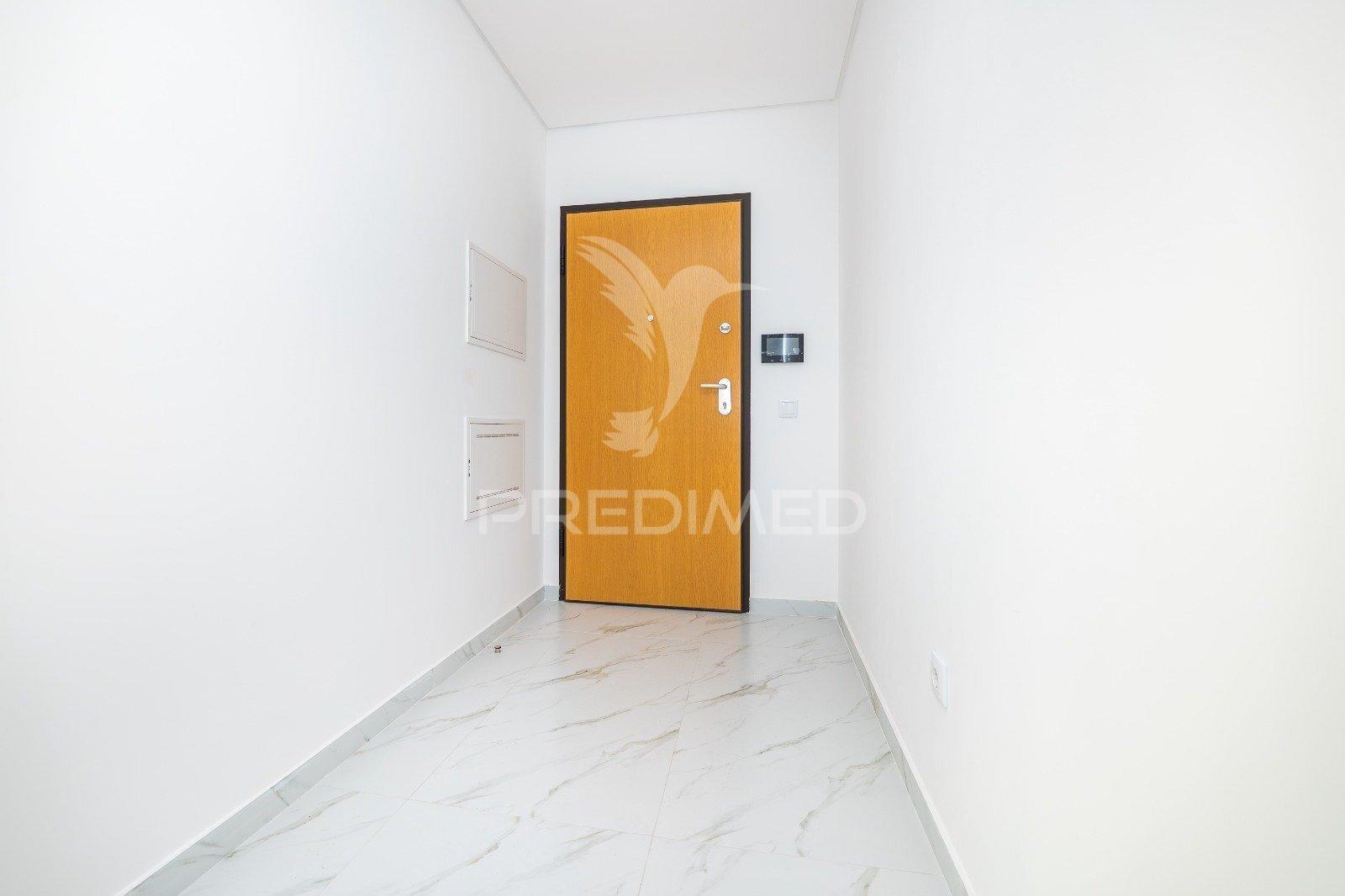 Excelente apartamento t3 no centro de arco de búlhe, cabeceiras de bastto