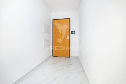 Excelente apartamento t3 no centro de arco de búlhe, cabeceiras de bastto