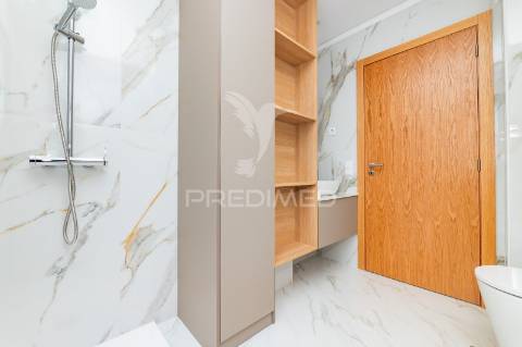 Excelente apartamento t3 no centro de arco de búlhe, cabeceiras de bastto