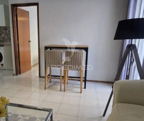 Apartamento t1 com varanda fechada junto ao bonfim – setúbal