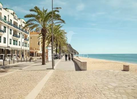 Apartamento t3 com terraço _ a 200 metros da praia da califórnia _ sesimbra