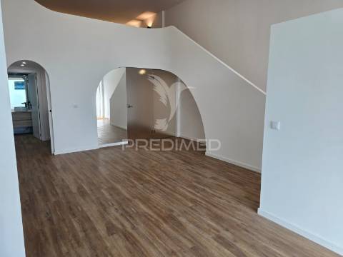 Loft t0+2 em águas santas