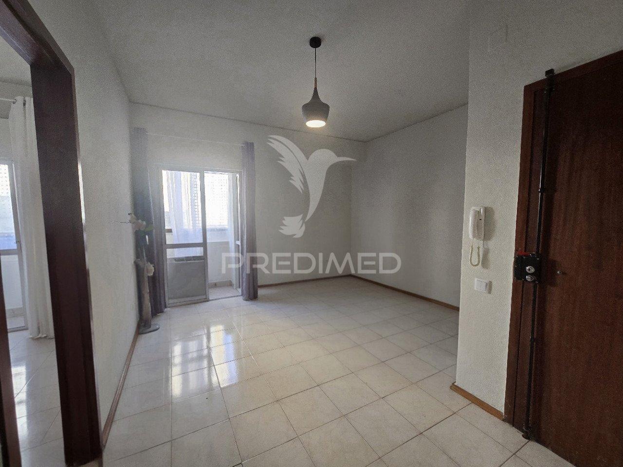 Apartamento t1, zona do bonfim, em setúbal