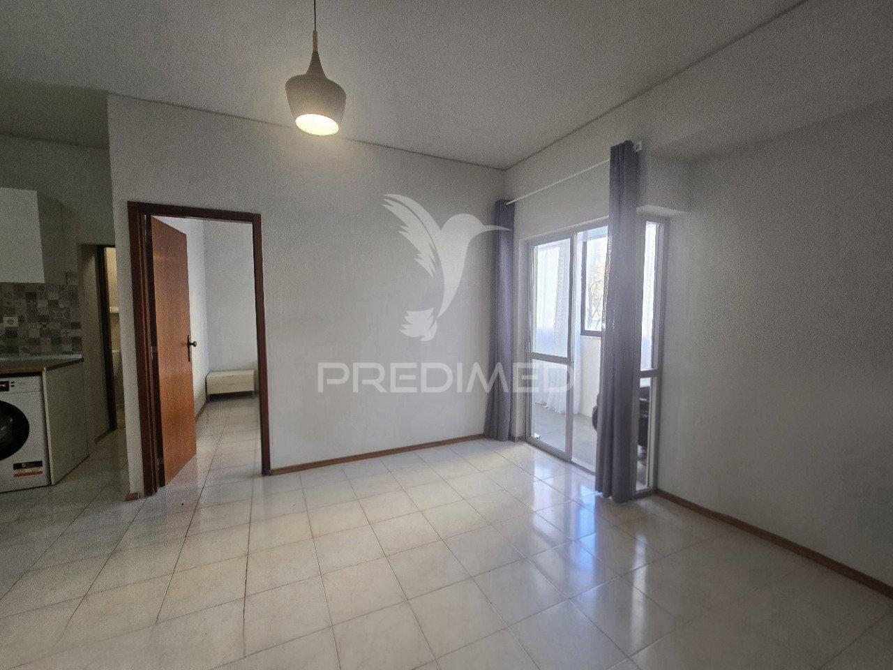 Apartamento t1, zona do bonfim, em setúbal