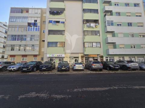 Apartamento t1, zona do bonfim, em setúbal