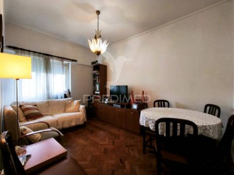 Apartamento t2 | damaia de cima | amadora