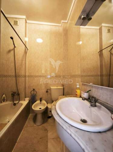 Apartamento t2 | damaia de cima | amadora