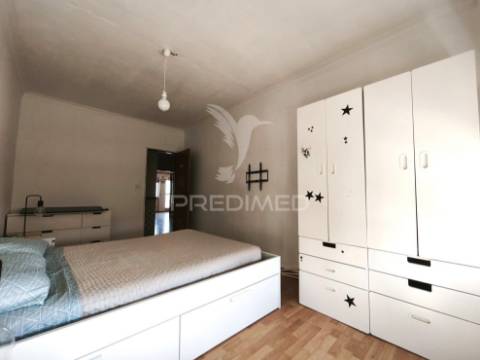 Apartamento t2 com despensa e arrecadação | amadora | mina de água