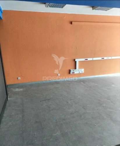 Loja comercial de 72,50 m2– bonfim, porto