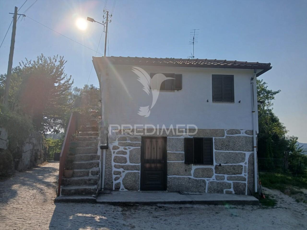 Moradia t3 exclusiva no lugar do torrão – calvos e frades | póvoa de lanhoso