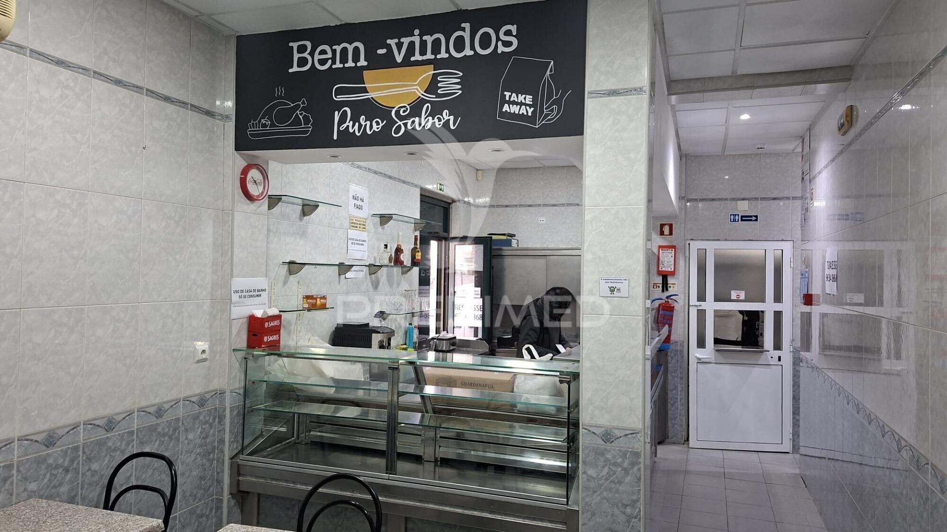 Bar e restaurante - trespasse com renda baixa - centro odivelas
