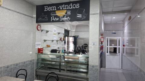 Bar e restaurante - trespasse com renda baixa - centro odivelas