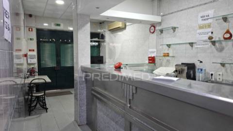 Bar e restaurante - trespasse com renda baixa - centro odivelas