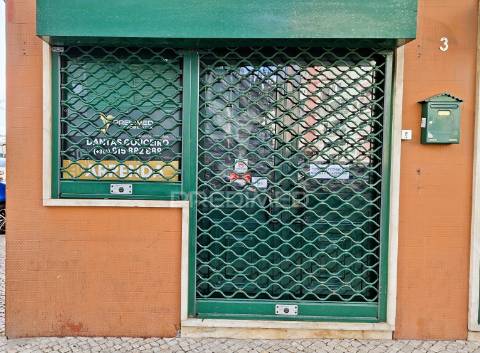 Bar e restaurante - trespasse com renda baixa - centro odivelas