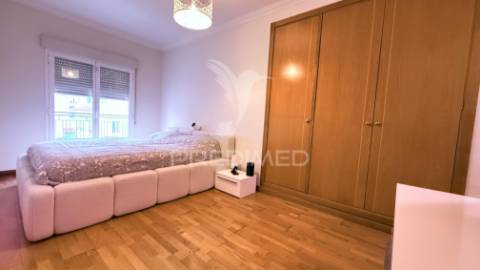 Moradia t4 condominio privado