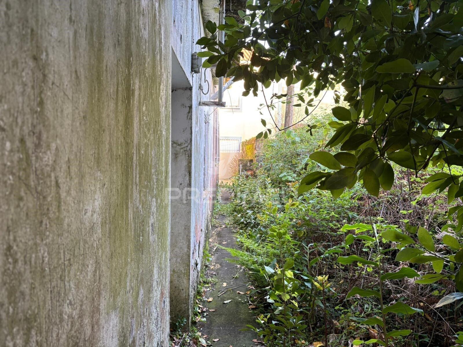 Moradia para recuperar – são bento | 73 m²