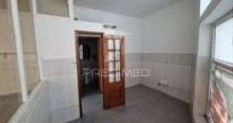 Loja em vila nova de gaia