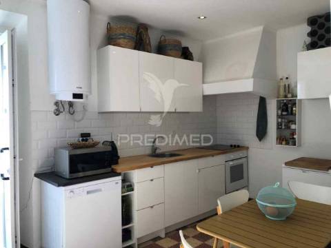 Moradia t3 no centro de grândola